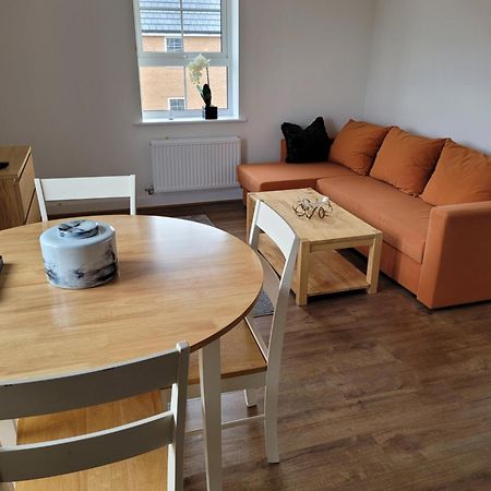 Skylark Apartment Peacehaven Экстерьер фото