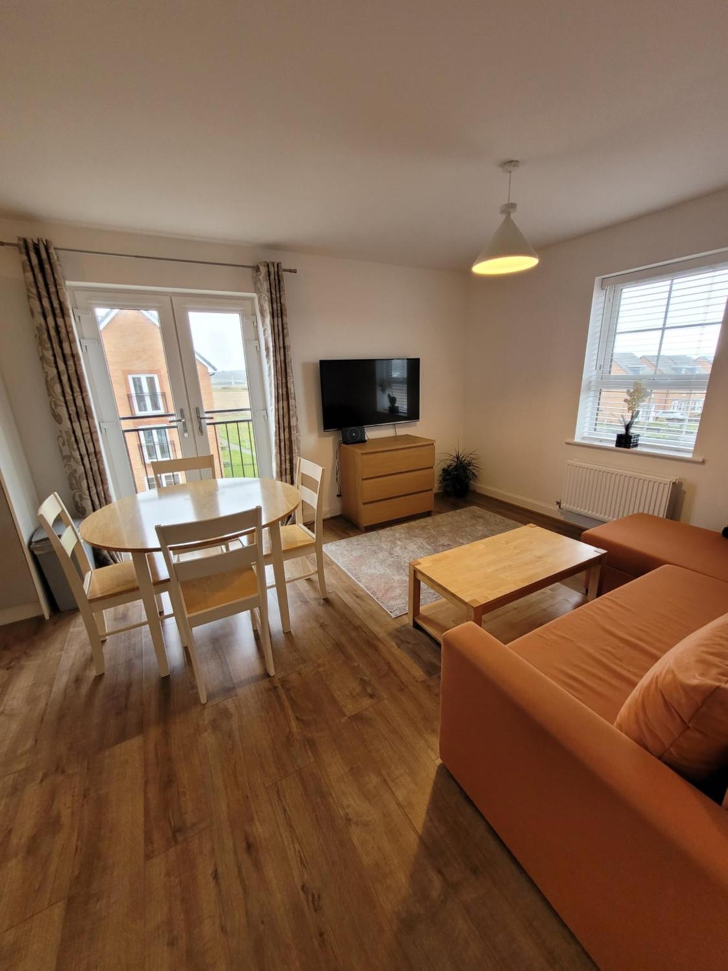 Skylark Apartment Peacehaven Экстерьер фото