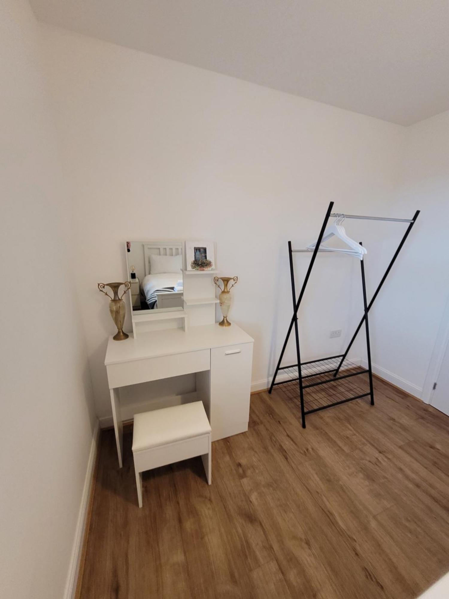Skylark Apartment Peacehaven Экстерьер фото
