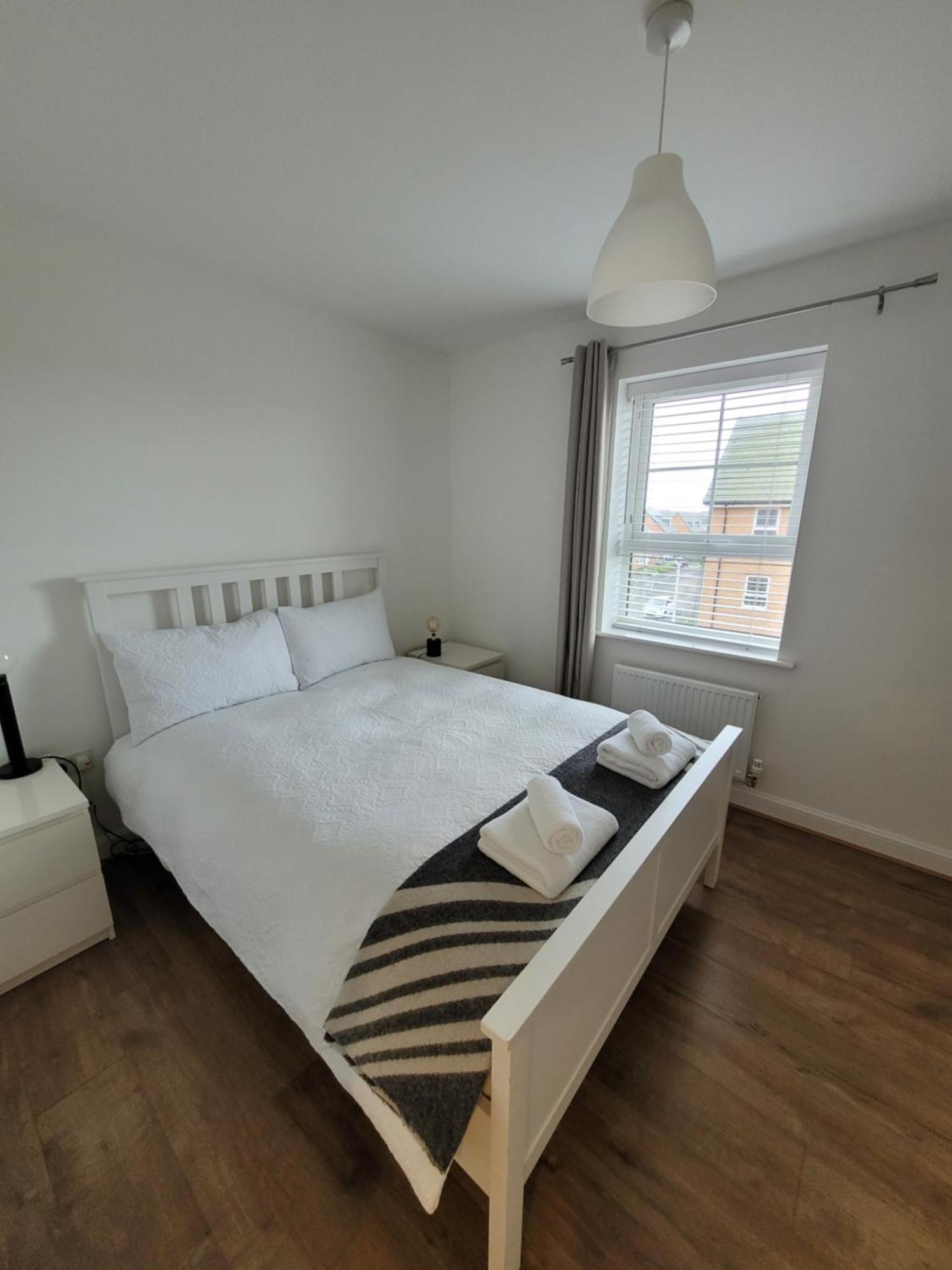 Skylark Apartment Peacehaven Экстерьер фото